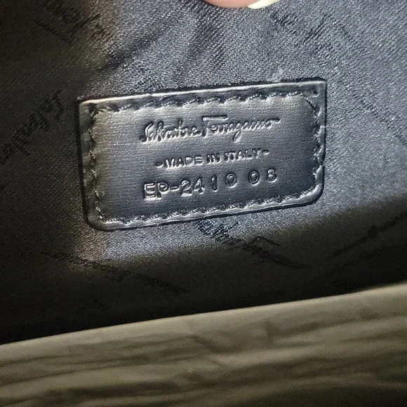 Salvatore Ferragamo Black Leather Briefcase - Picture 10 of 11